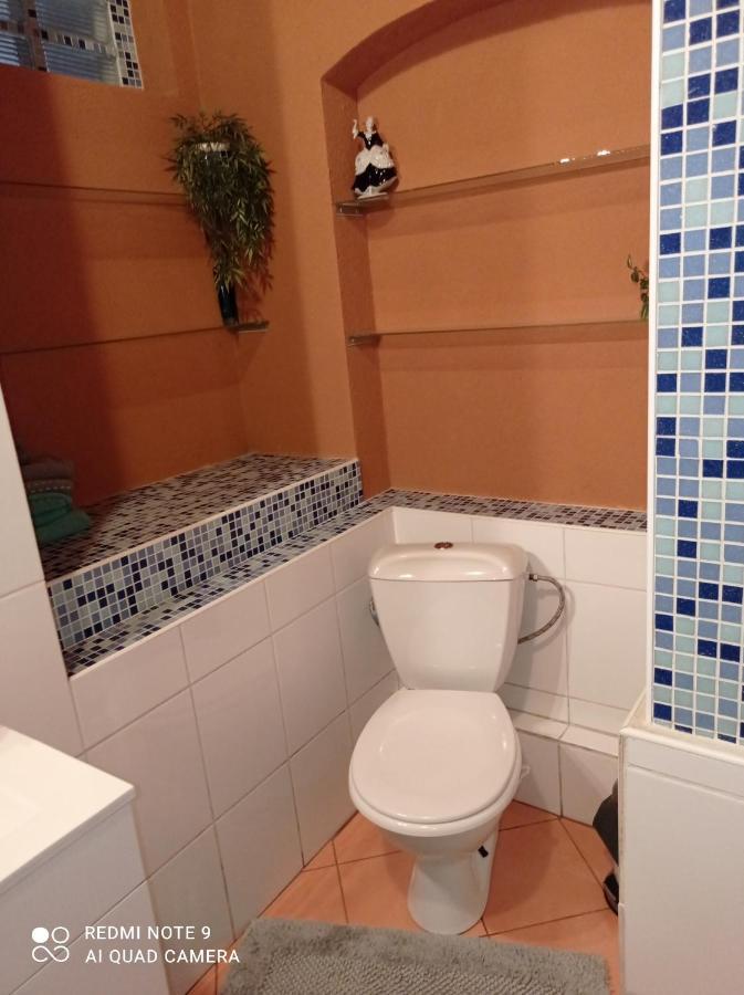 Atlantis Apartman 1 Klasterec nad Ohri Luaran gambar